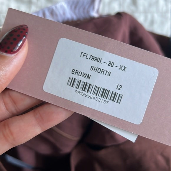 White Closet Brown Linen Shorts - Picture 8 of 12